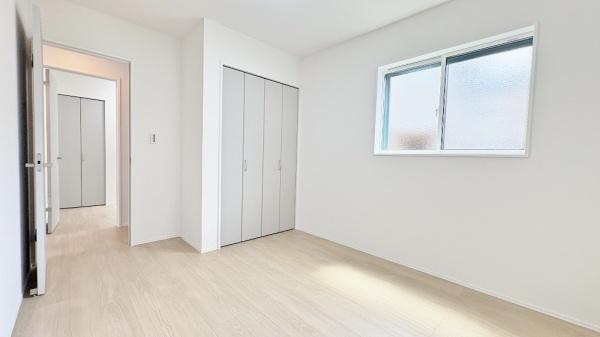綾瀬市寺尾西　全1棟