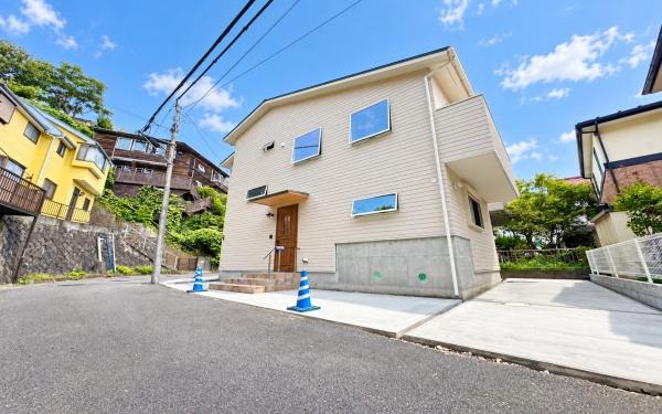 鎌倉市津西2丁目
