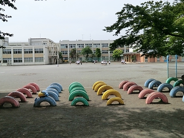 大和市林間2丁目　全3棟1号棟(大和市立林間小学校)