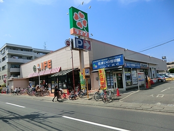 川崎市高津区新作６丁目の新築一戸建(ライフコーポレーション高津新作店)