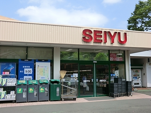 エステシティ湘南六浦壱番館(西友鷹取店)