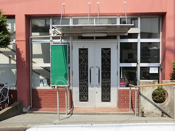横浜市西区霞ケ丘の土地(横浜愛隣幼稚園)