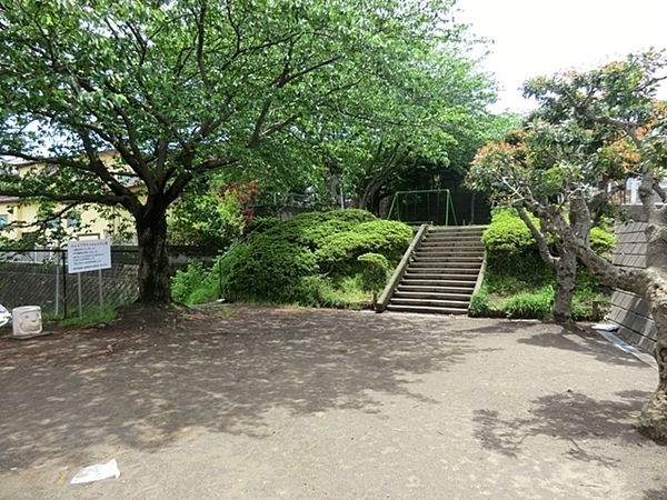 鎌倉市腰越５丁目(腰越さる公園)
