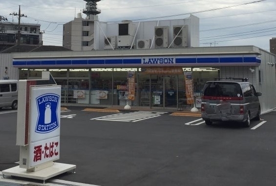 カベール梶ヶ谷(ローソン高津末長一丁目店)