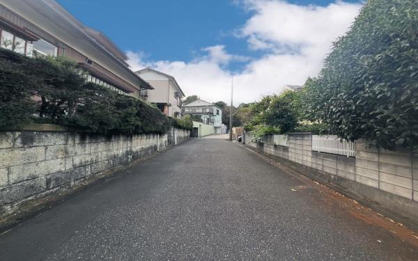横浜市神奈川区菅田町の中古一戸建て