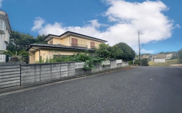 神奈川区菅田町　戸建