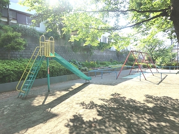 アルスあざみ野(荏田第一公園)