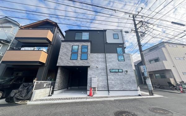 横浜市鶴見区市場東中町の新築一戸建