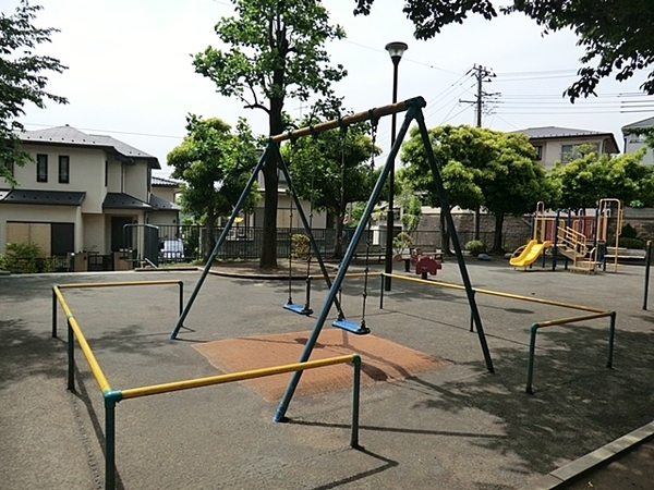 戸塚区影取町　全７棟３号棟(東俣野第二公園)