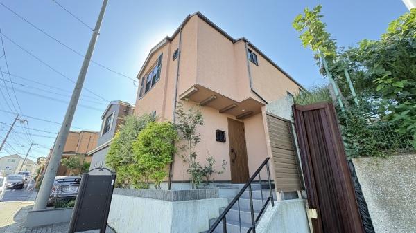 川崎市麻生区高石６丁目の中古一戸建