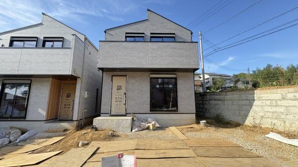 神奈川区菅田町　全２棟２号棟