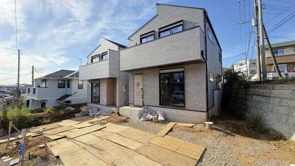 神奈川区菅田町　全２棟２号棟