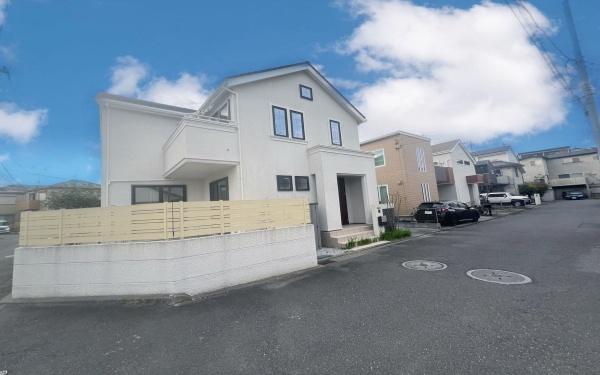 緑区北八朔町 戸建て