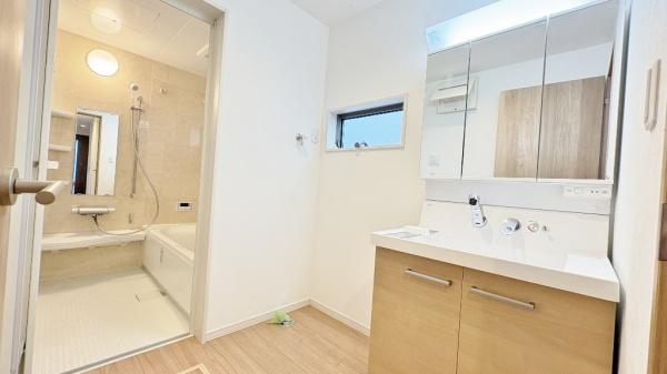 横浜市旭区白根５丁目の中古一戸建て