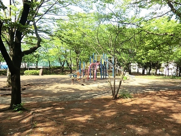 川崎市多摩区菅北浦４丁目の新築一戸建(西菅公園)