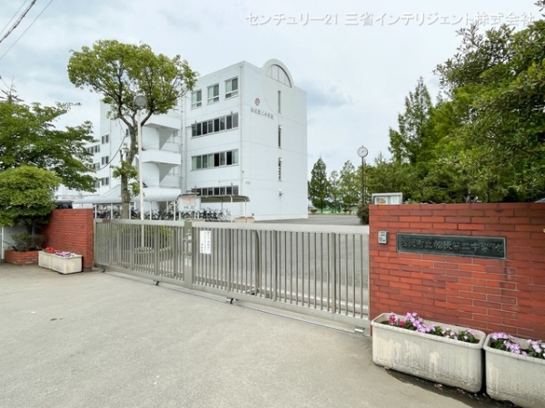 北葛飾郡松伏町ゆめみ野1丁目の新築一戸建(松伏町立松伏第二中学校)