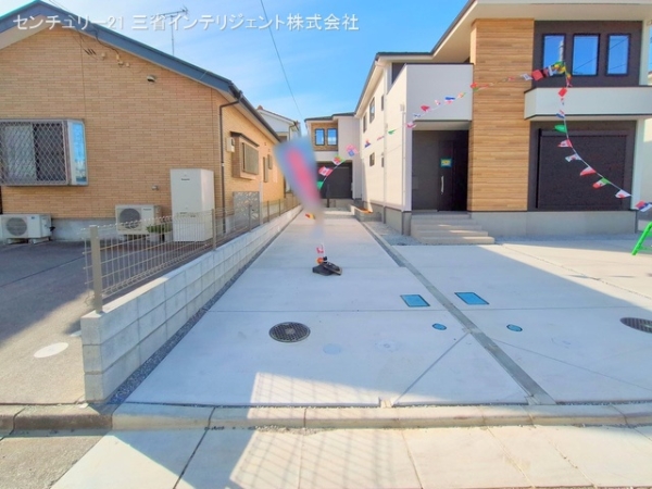 三郷市早稲田４丁目の新築一戸建