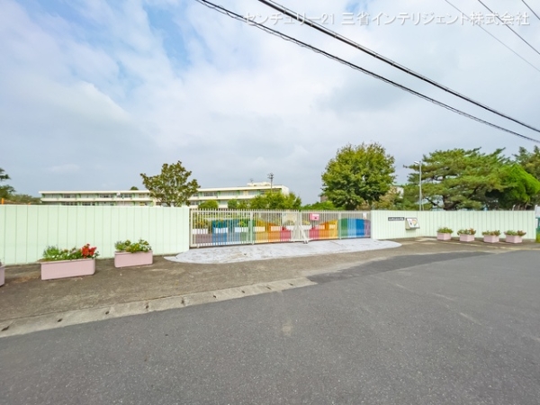 北葛飾郡松伏町大字築比地の土地(松伏町立金杉小学校)