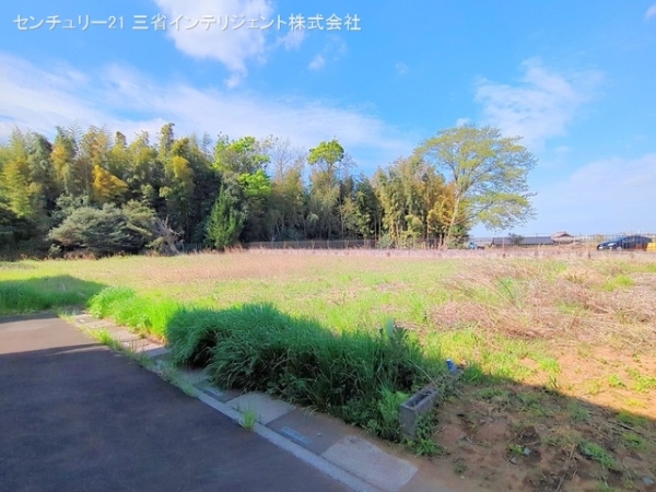 北葛飾郡松伏町大字築比地の売土地