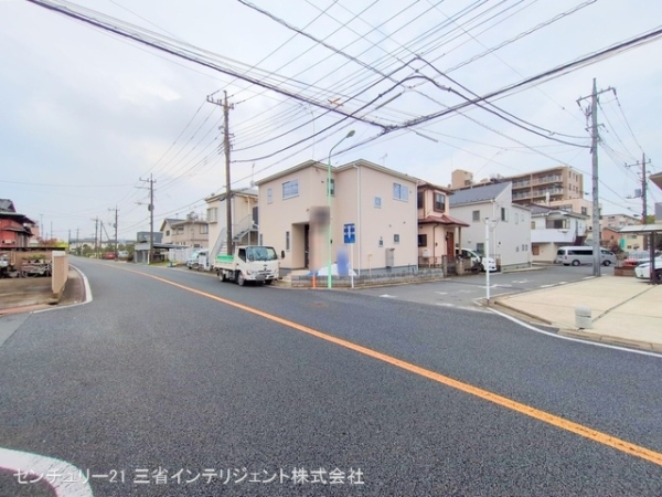 三郷市早稲田３丁目の新築一戸建