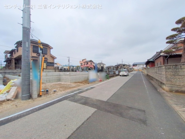 吉川市中曽根１丁目の新築一戸建