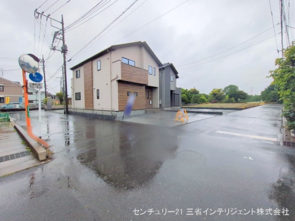 三郷市高州４丁目の新築一戸建