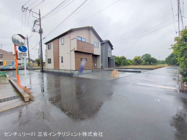 三郷市高州４丁目の新築一戸建