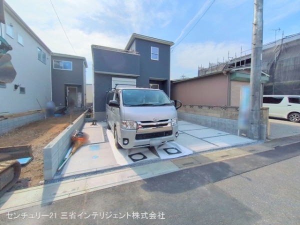 三郷市彦成１丁目の新築一戸建