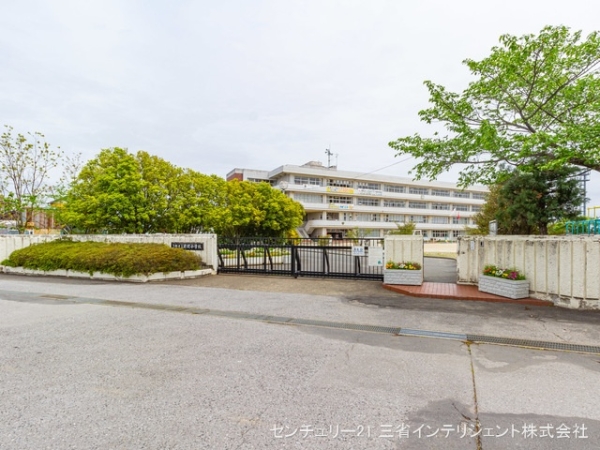 シャトー・ベルヴュー三郷(三郷市立前間小学校)