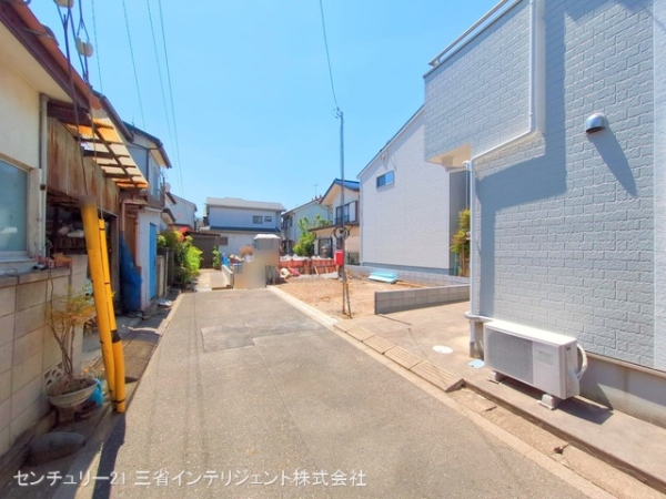 三郷市戸ケ崎３丁目の新築一戸建