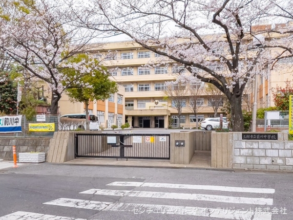 三郷市戸ケ崎3丁目の土地(三郷市立前川中学校)