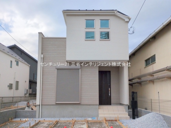 三郷市彦成１丁目の新築一戸建