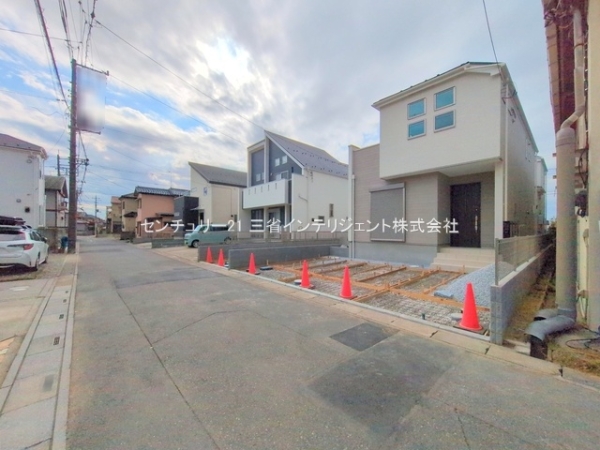 三郷市彦成１丁目の新築一戸建
