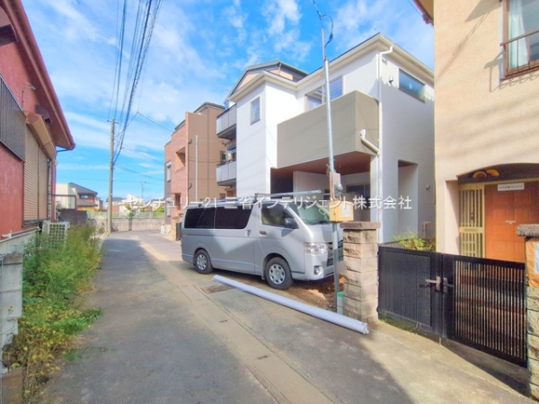 三郷市戸ケ崎１丁目の新築一戸建