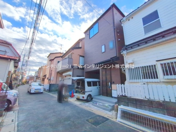 三郷市高州１丁目の新築一戸建