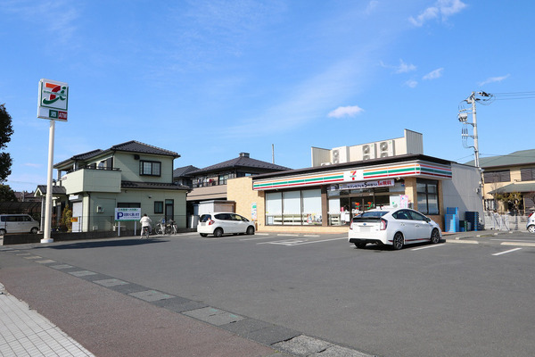 ウッドパークきよみ野C棟(セブンイレブン吉川きよみ野店)
