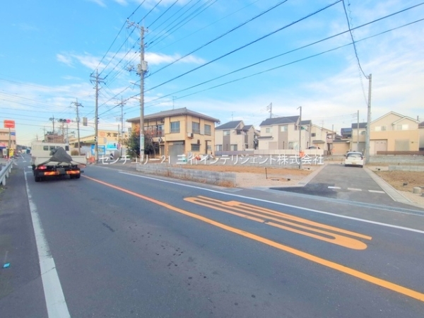 三郷市早稲田８丁目の土地