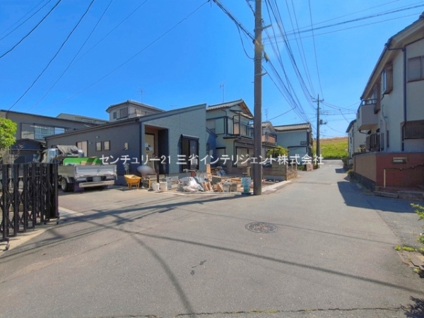 三郷市東町の新築一戸建