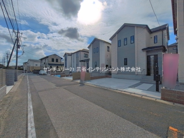 吉川市中曽根１丁目の新築一戸建