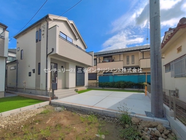 吉川市中曽根１丁目の新築一戸建