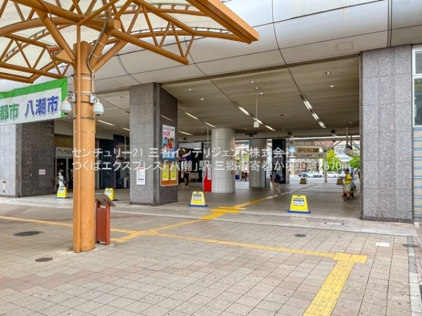 三郷市寄巻の新築一戸建(つくばエクスプレス「八潮」駅)