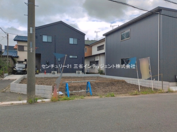 三郷市鷹野３丁目の新築一戸建
