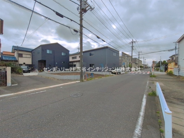 三郷市鷹野３丁目の新築一戸建