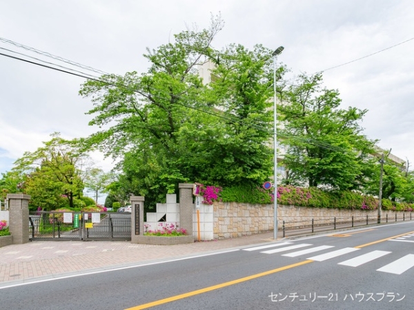 さいたま市浦和区瀬ヶ崎4丁目の新築一戸建(さいたま市立木崎中学校)