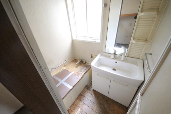 松戸市八ケ崎3丁目の中古一戸建て(バス)