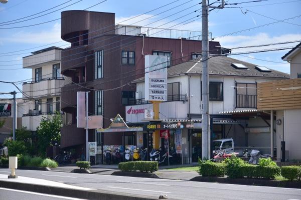 越谷市東大沢1丁目店舗付き住宅