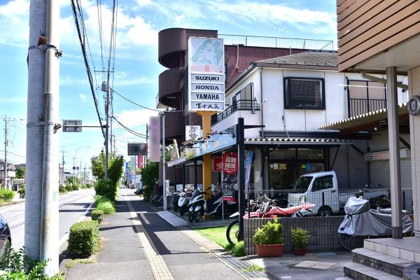 越谷市東大沢1丁目店舗付き住宅