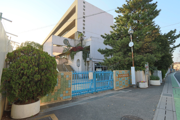 ライオンズガーデン谷塚(草加市立瀬崎中学校)