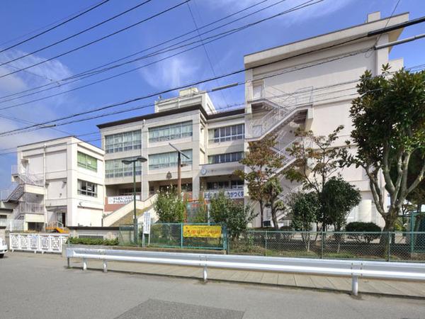 セラウインディアA棟・B棟(越谷市立鷺後小学校)
