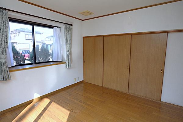 越谷市大字下間久里の中古一戸建